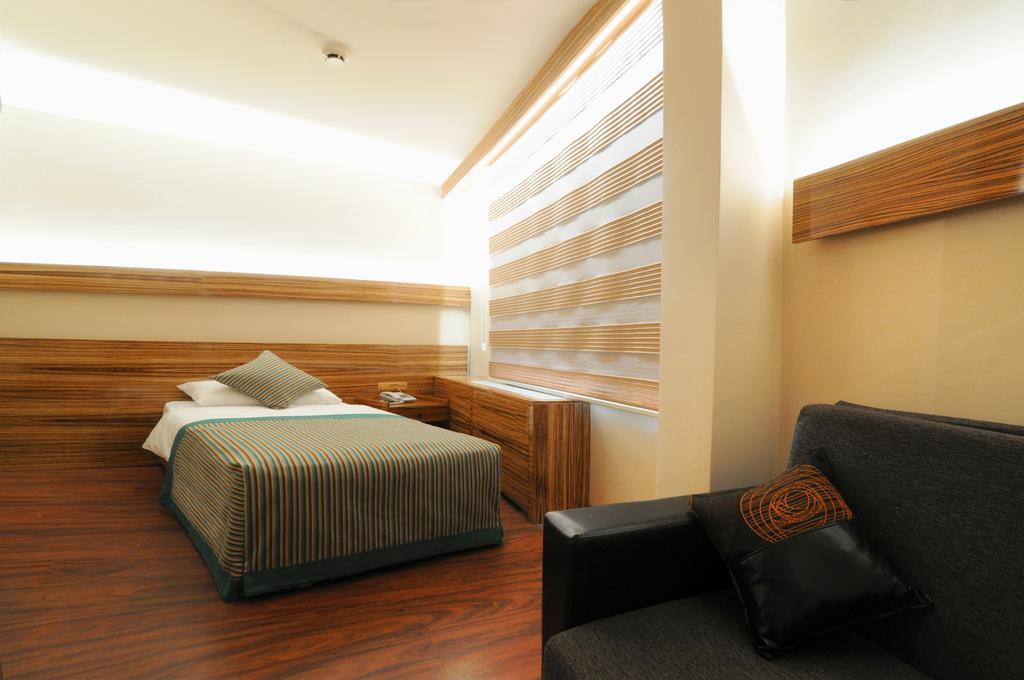 Hotel Buyuk Keban Istambul Quarto foto