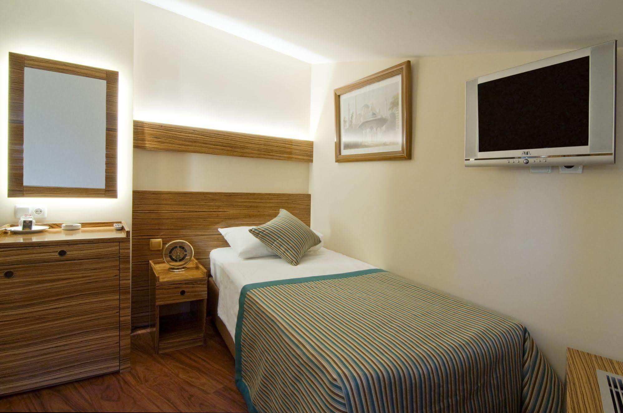 Hotel Buyuk Keban Istambul Exterior foto