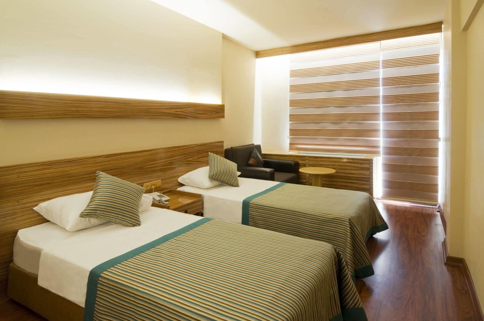 Hotel Buyuk Keban Istambul Exterior foto