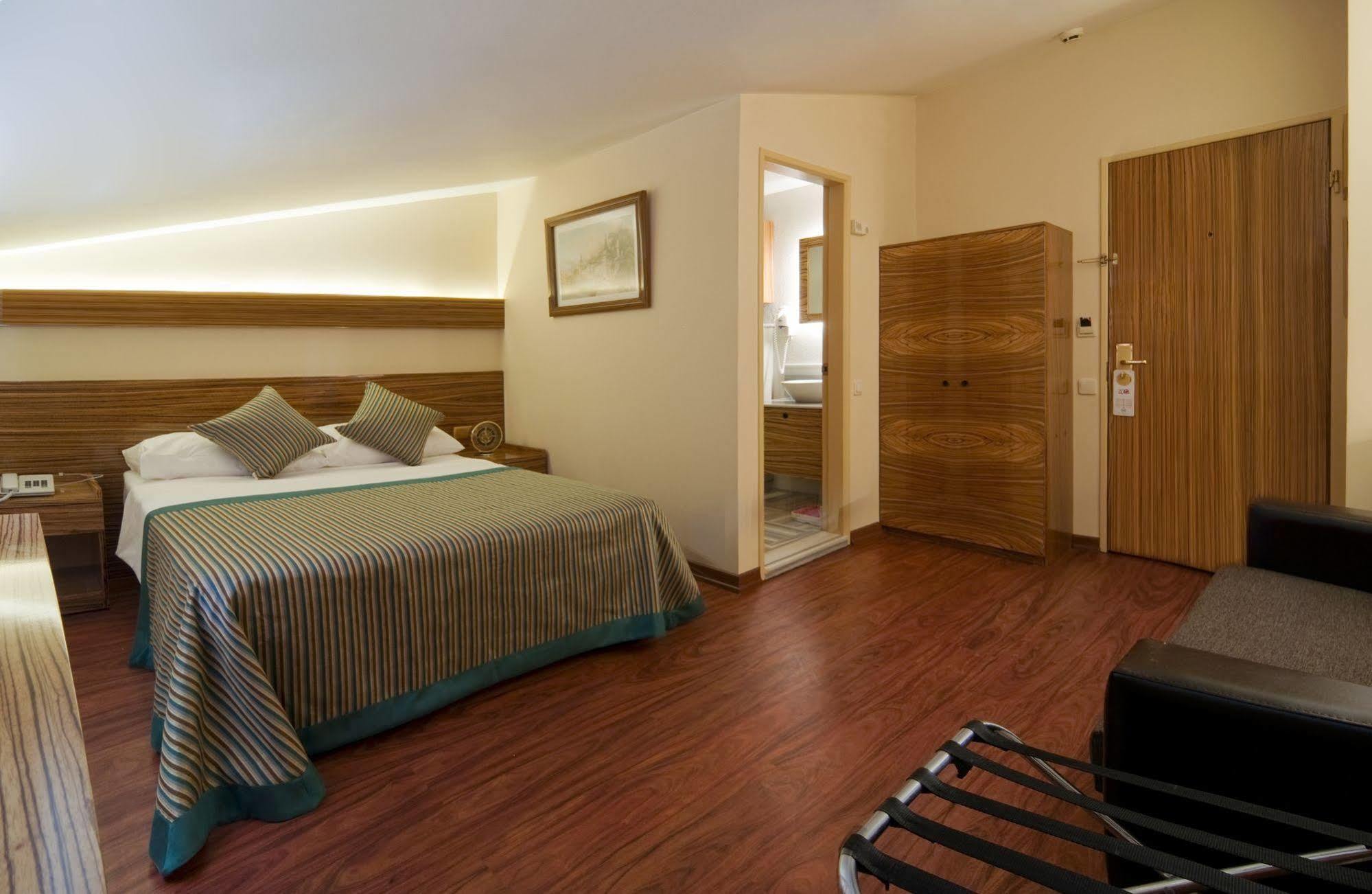 Hotel Buyuk Keban Istambul Exterior foto