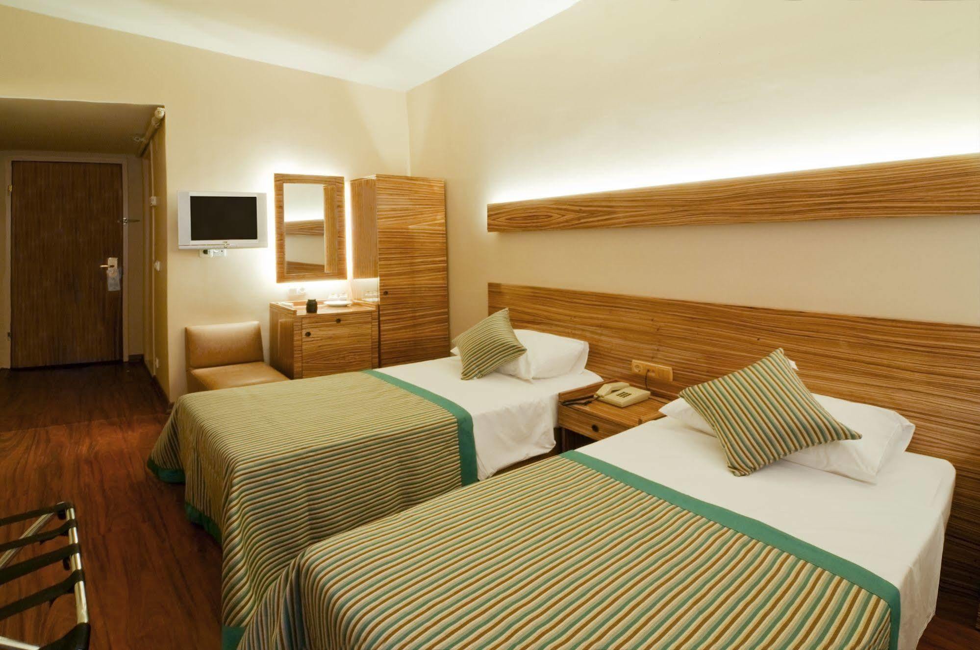 Hotel Buyuk Keban Istambul Exterior foto